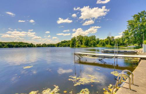 Howe Retreat with Fire Pit and Private Boat Dock! - Foto 2