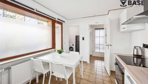 MONTEUR - Unterkunft für bis zu 6 Personen in 63179 Obertshausen - OF04 - Photo 2, stove