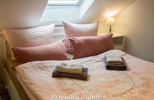 Friendly Home - "Helles Dachstudio" Köln Bonn Phantasialand - Foto 19