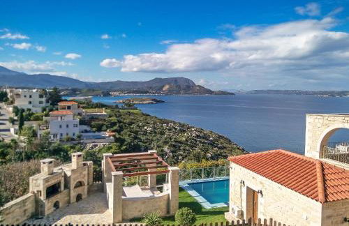 Hectoras Villa in Plaka BY APOKORONAS-VILLAS - Photo 3