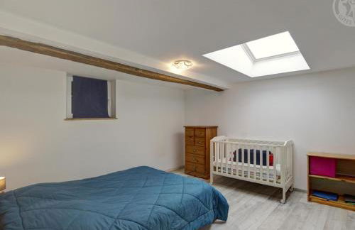 Gîte confortable à la ferme avec terrasse en campagne - FR-1-496-220 - Foto 13