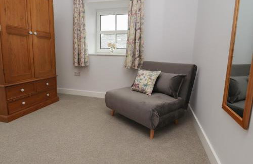 3 Hull House Cottage - Photo 13