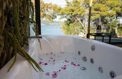 KLA SUITES by PROJECT 86 IKE - Photo 25