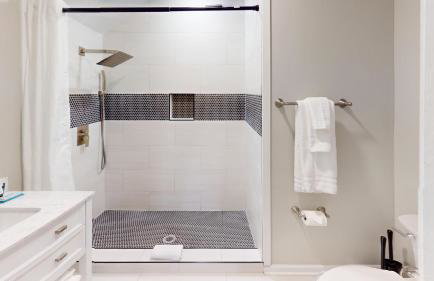 4BR Pet-Friendly Atlanta Woods Retreat - Foto 11