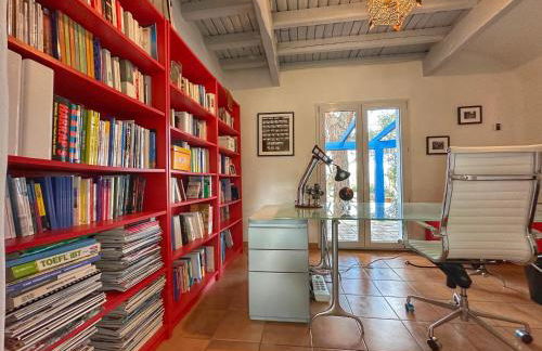 MAS M - Villa d'exception - Piscine - Jeux Enfants - BBQ - Plancha - Cheminée - Calme - 5 Chambres - SUDSEJOURCONCIERGERIE - Foto 19