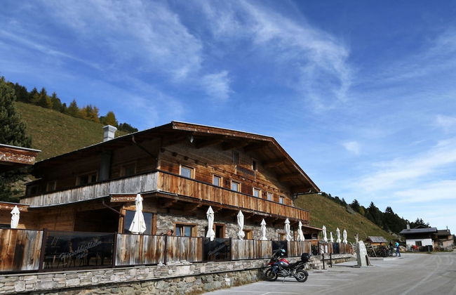 New Holiday Home on the Alm With Terrace and Balcony - Foto 1