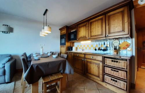 Appartement 3 pièces calme avec balcon, accès piscine inclus, parking, non fumeur - FR-1-346-336 - Photo 2