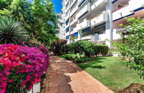 by RIVA - Fantastic 1Bed Apt in Medina Garden of Puerto Banus - Foto 20