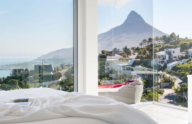 Exceptionally Unique Magnum Villa w Sea Views - Photo 33