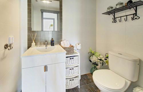 VILLA ROSSELLÓ with private pool - Foto 16