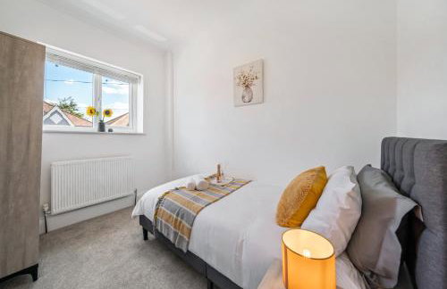 London Wembley Luxury Stay 2BR Apartment next to stadium with Free Parking - Foto 14