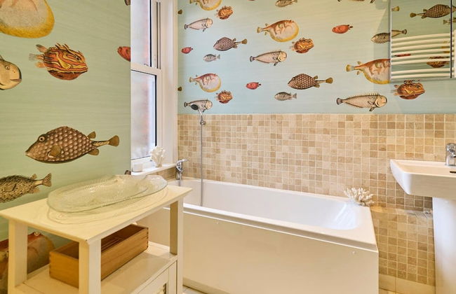 Host Stay Roper Road Villa - Photo 16