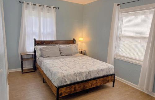 2 COZY BeDRooM WITH HUGE YARD - Photo 3