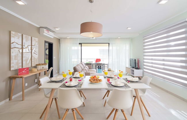 Ocean Legends Beachfront Suites - Foto 13