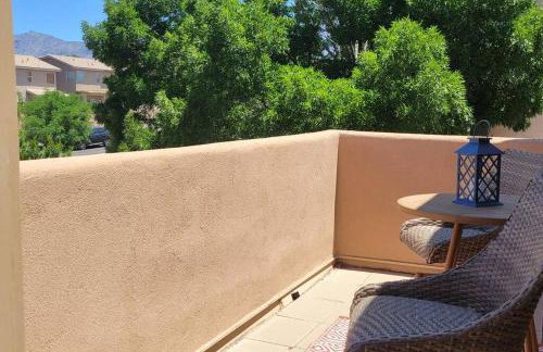 Home near Balloon Fiesta Park! - Photo 14