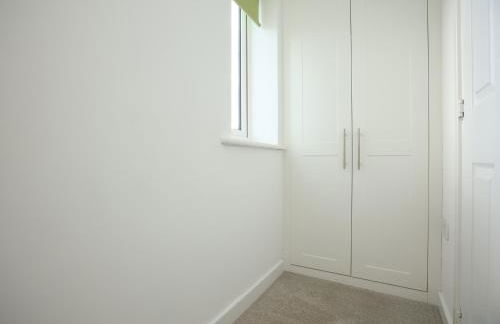 Homington House By N And N Stays, Perfect for Contractors and Workers, Private off road Parking for 2 vehicles, Fast Wifi - Foto 21