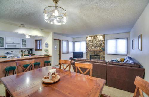Mtn View Granby Condo with In-Unit Hot Tub! - Foto 9