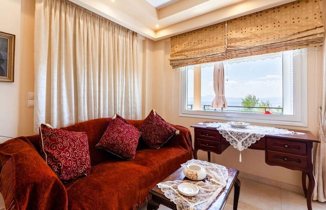 Verga Majestic Sunsets - Elegant Chic Retreat - Photo 10