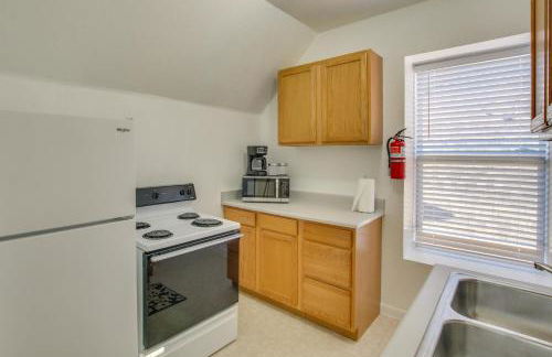 1 Block to Town! Convenient Logan Apartment - Foto 2