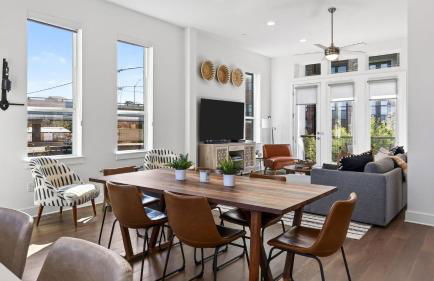 Rooftop Living in Central Austin Near UT Dining Music Concordia Retreat by AvantStay - Foto 14