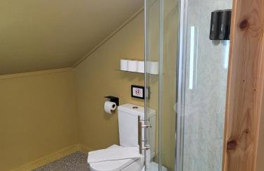 THE MOORINGS - Photo 33