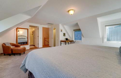 Near Dtwn and Pioneer Park Home with Furnished Patio - Foto 13