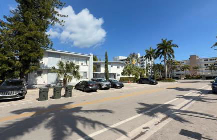 Bay Harbor Boutique Vacation Rental - Photo 128