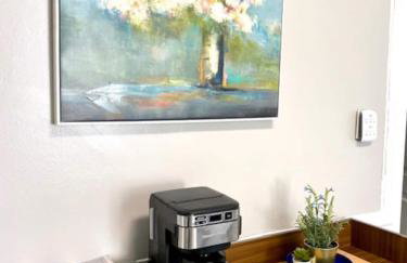 Walk to Wrigley 3BR1BA Sleeps 8 Free Parking - Foto 32