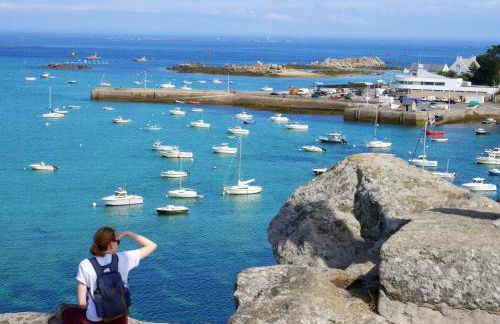 Holiday Home in Plouarzel Near Sandy Cove - Foto 54