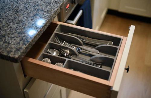 HostWise Stays - Butler St - Private Entrance on Ground Floor - Lower Lawrenceville - Foto 25