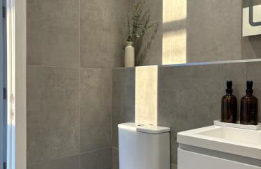 Manchester Apt, Free Parking, Business, Couples & Families - Foto 19