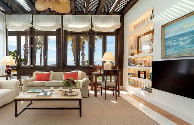 Genteel Home Paseo Marítimo - Photo 13