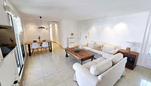 AMAZING ATTIC in City Center by SunCastle Apartamentos - Foto 3