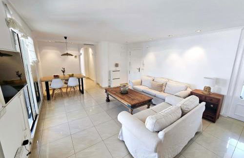AMAZING ATTIC in City Center by SunCastle Apartamentos - Foto 3