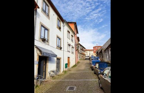 Great Flat & View in Historic Porto by LovelyStay - Photo 22