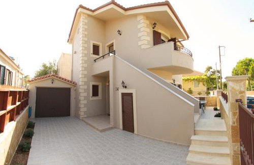 Regina Apartments - Photo 26