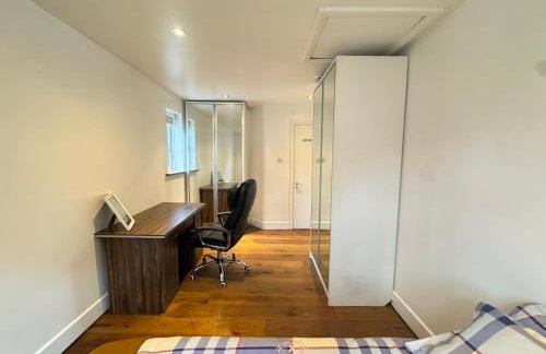 Lovely 4 Bedrooms Entire House In Hammersmith - Foto 24