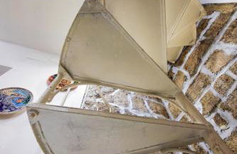 Giallo Napoletano Home - Photo 34