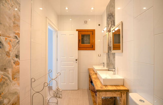 Bee Tree Villa in Corfu - Photo 22