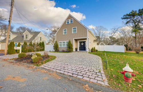 Patio and Fire Pit Retreat 2 Mi to Cape Cod Beaches - Foto 27