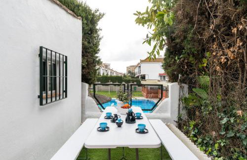 BeHouse Mairena - Photo 3