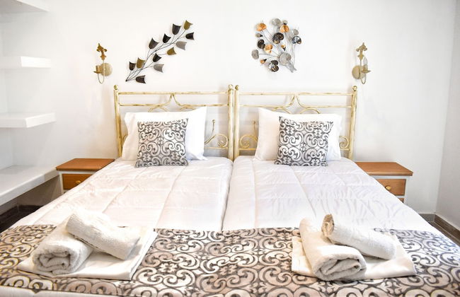 Naxos Enjoy Apartments - Photo 19