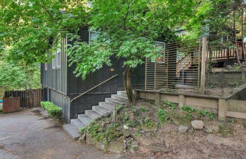 Artsy Retreat - Woodstove Grill and Patio - Foto 2