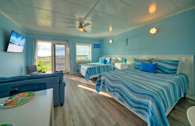 Oceanfront Condo w/ Private Balcony Pool + Tennis Bubbly Blew by Avantstay - Foto 3