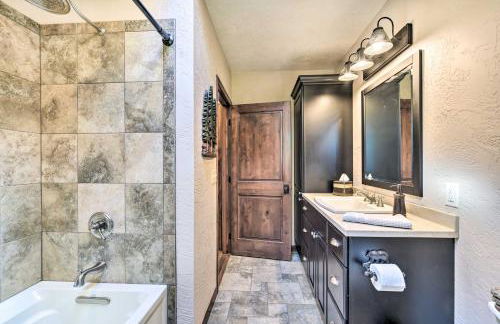 Patio, Views and Hot Tub Quiet Lakeside Cabin - Foto 13