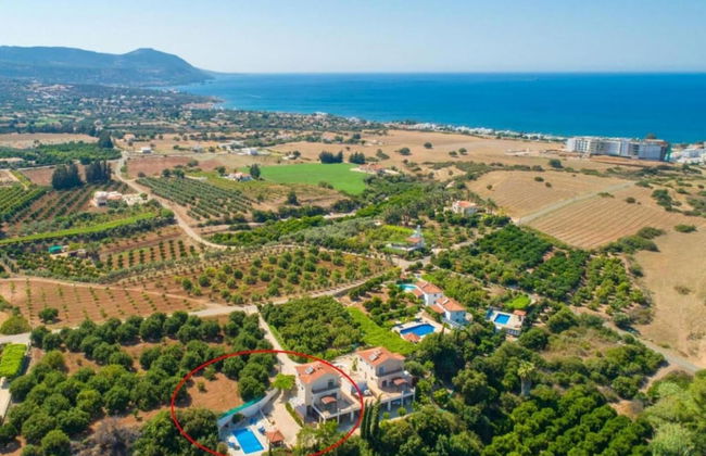 Villa Ira Finiki in Latchi - Foto 4