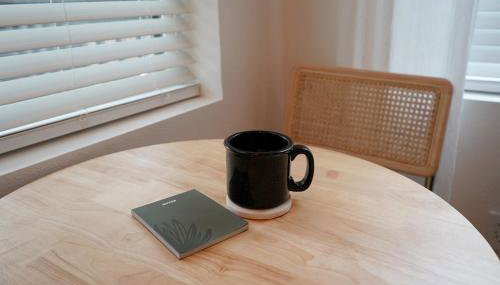 Cozy 1BR Tiny Home near Downtown and NB Rivers - Photo 3