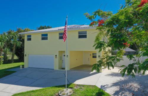 Jensen Beach pool home w/ Guest Suite - Photo 32