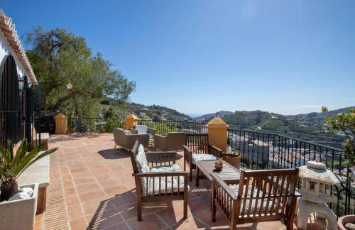 Casa Madre Tierra con jacuzzi piscina zona de barbacoa y preciosas vistas - Foto 19
