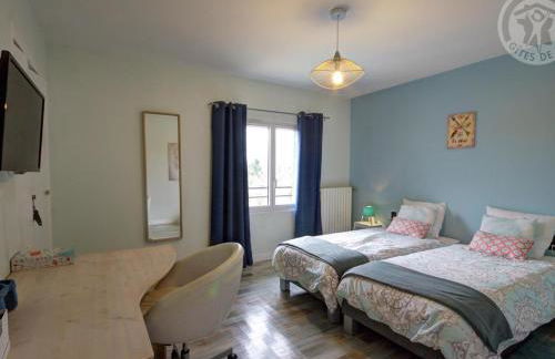 Maison lumineuse avec jardin clos et cheminée, idéale pour familles et amis - FR-1-496-195 - Foto 31